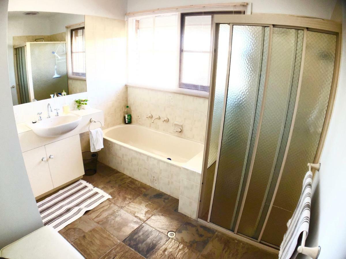 Melbourne Garden Bed And Breakfast Melton Εξωτερικό φωτογραφία