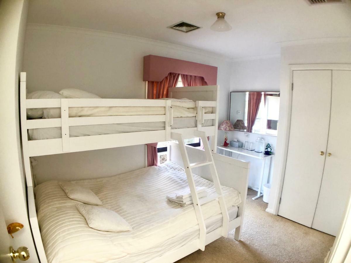 Melbourne Garden Bed And Breakfast Melton Εξωτερικό φωτογραφία